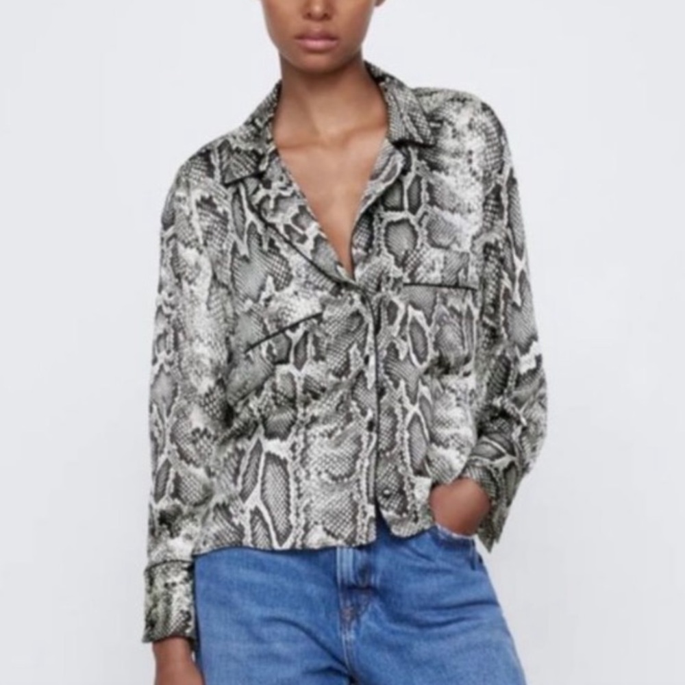 NWOT Zara Satin Snakeskin Cropped Oversized Blouse - S